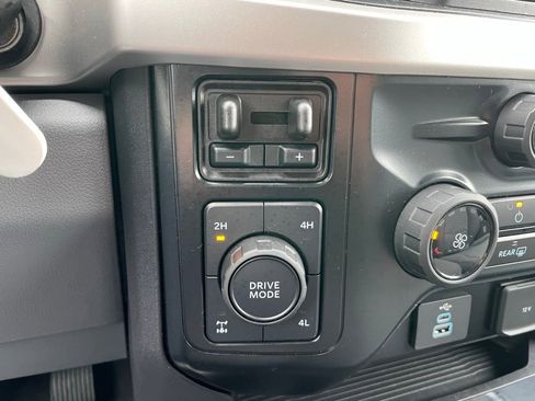 Used 2024 Ford F250 XL w/ STX Appearance Package AWD/4WD image 12