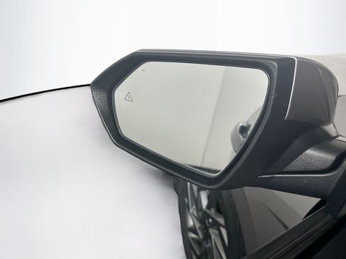 Used 2024 Hyundai Elantra SEL FWD image 16