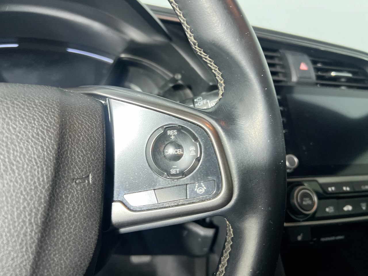 Used 2020 Honda Civic EX image 13