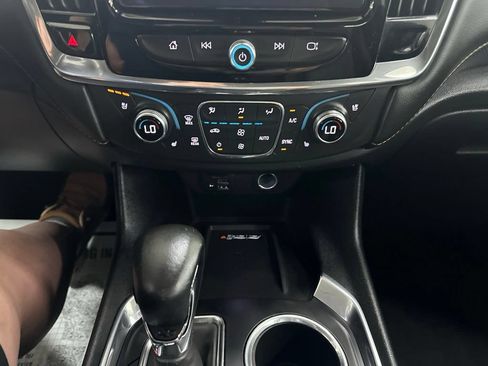 Used 2021 Chevrolet Traverse Premier w/ Redline Edition AWD/4WD image 47