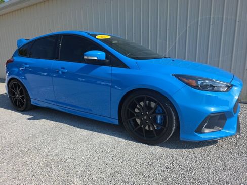 Used 2017 Ford Focus RS AWD/4WD image 5