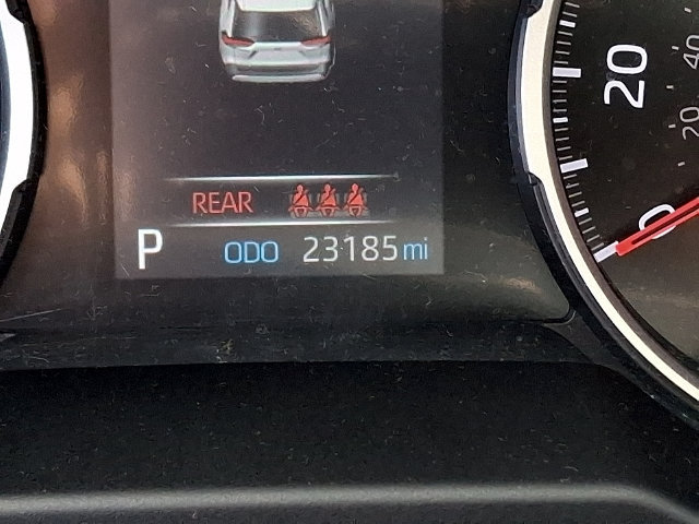 Certified 2022 Toyota RAV4 LE AWD/4WD image 14