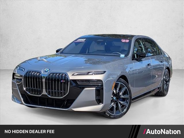 Used 2025 BMW i7 xDrive60 AWD/4WD image 1