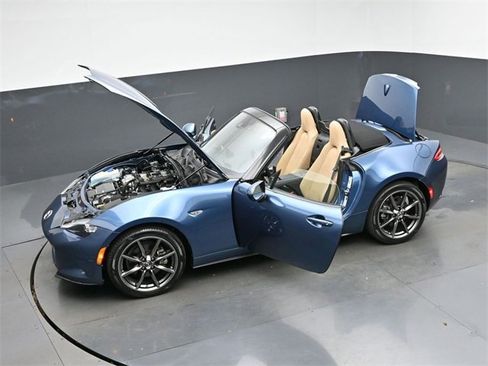 Used 2019 MAZDA MX-5 Miata Grand Touring image 43