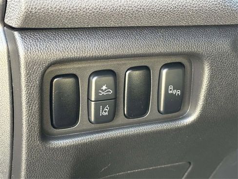 Used 2020 Mitsubishi Outlander Sport SE image 20