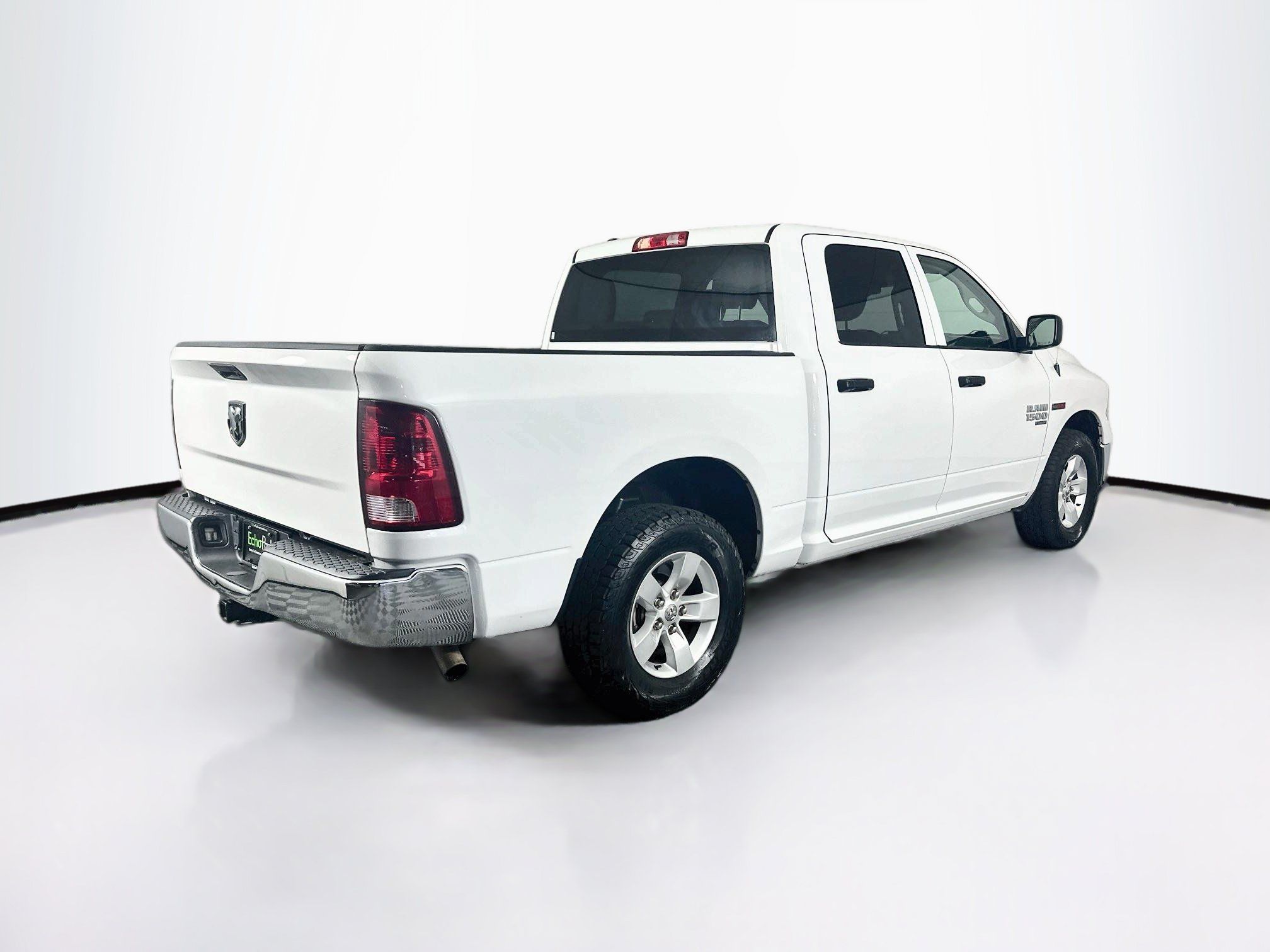 Used 2019 RAM 1500 Tradesman w/ Chrome Appearance Group RWD image 9