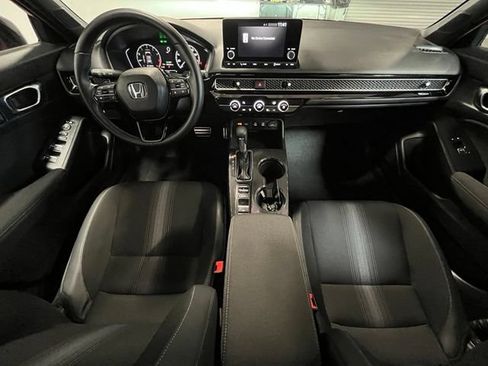 Used 2025 Honda Civic Sport image 17