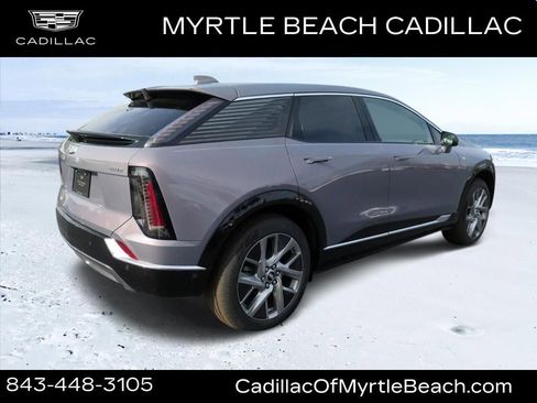 New 2026 Cadillac Optiq Luxury 1 image 3