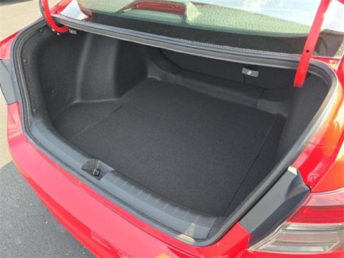 Used 2025 Honda Civic Sport image 14