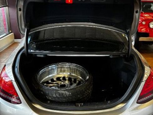 Used 2019 Mercedes-Benz C 300 4MATIC Sedan image 14