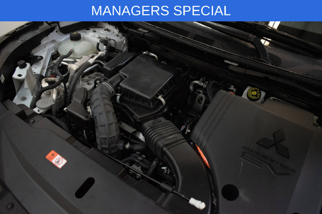 Used 2024 Mitsubishi Outlander 4WD Plug-In Hybrid image 10
