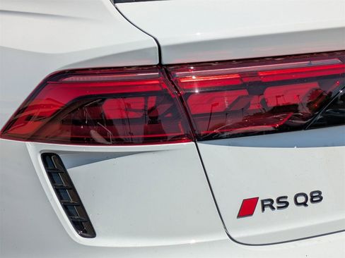 New 2025 Audi RS Q8 performance image 14