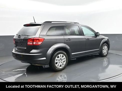 Used 2019 Dodge Journey SE FWD image 22