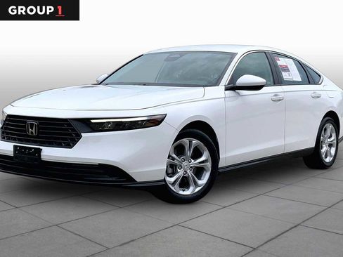 Used 2023 Honda Accord LX image 1