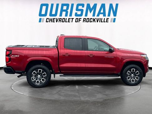 Used 2024 Chevrolet Colorado Z71 w/ Z71 Convenience Package 2 image 7