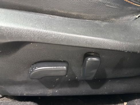 Used 2019 Subaru Crosstrek 2.0i Limited w/ Popular Package #4 image 18