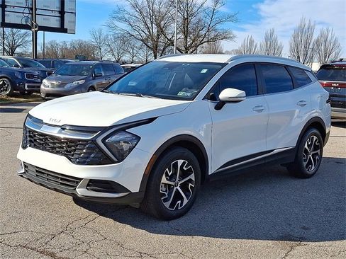 Certified 2023 Kia Sportage EX image 3