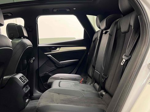 Used 2018 Audi SQ5 Prestige w/ Prestige Package image 37