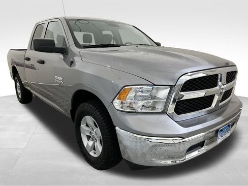 Used 2024 RAM 1500 Classic SLT image 9