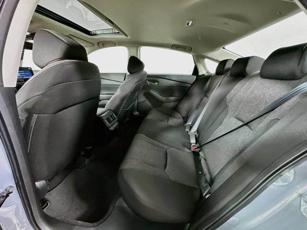 Used 2026 Honda Accord SE image 17
