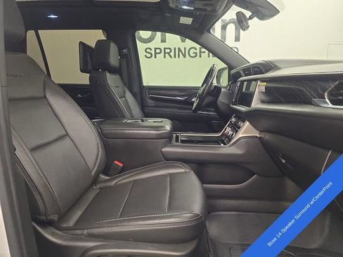 Used 2021 GMC Yukon Denali w/ Denali Premium Package AWD/4WD image 10