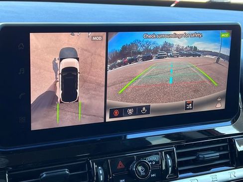 New 2026 Nissan Pathfinder SL image 23