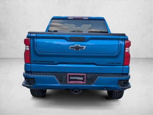 Used 2022 Chevrolet Silverado 1500 Custom w/ LPO, Dark Essentials Package AWD/4WD image 7