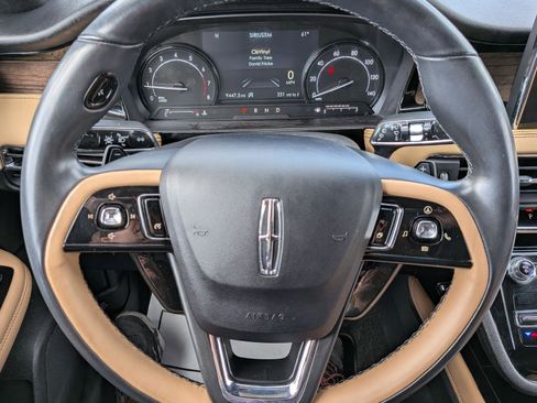 Used 2020 Lincoln Corsair Reserve AWD/4WD image 15
