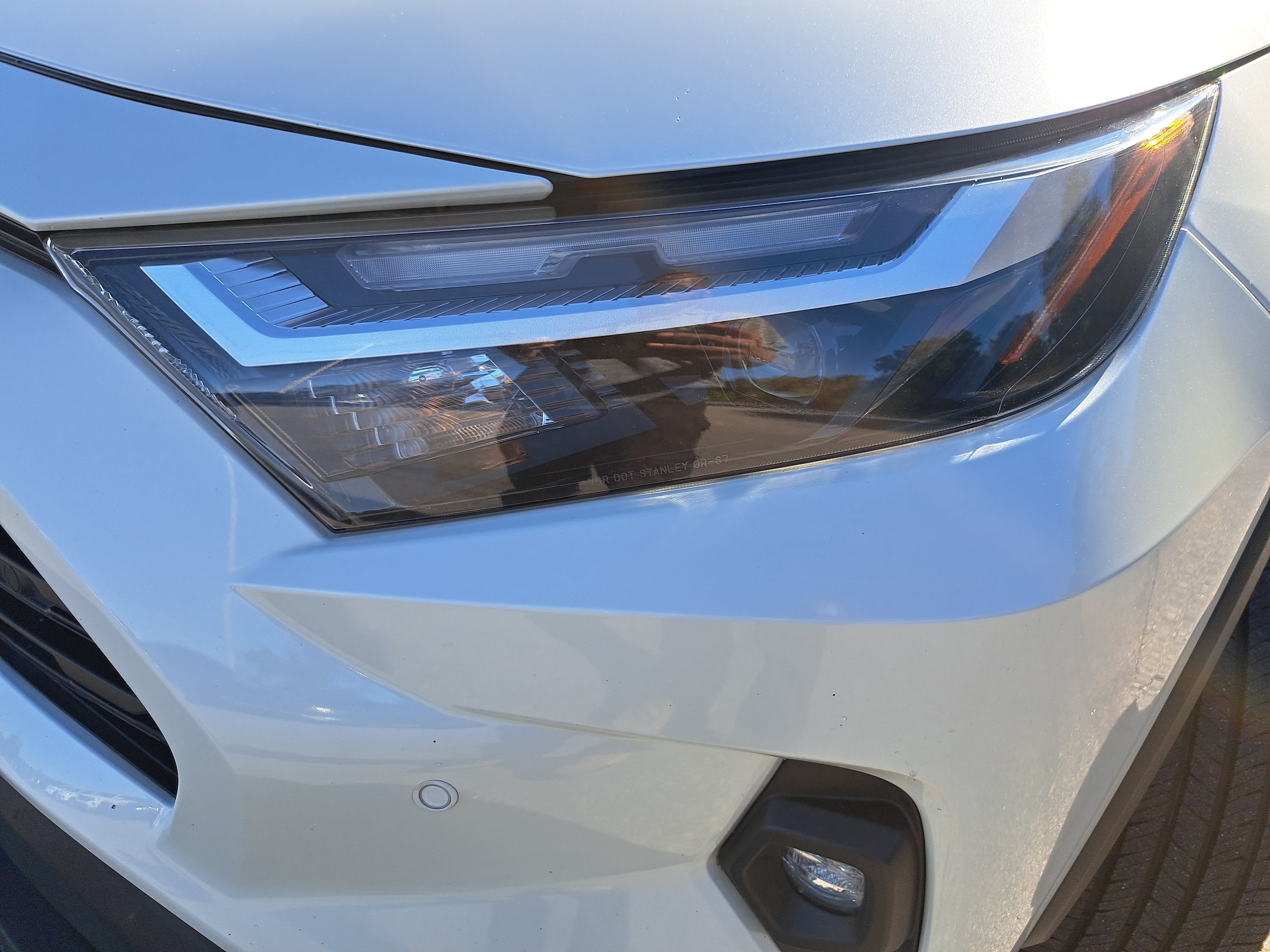 Used 2022 Toyota RAV4 XLE Premium AWD/4WD image 29