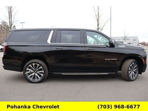 New 2026 Chevrolet Suburban High Country AWD/4WD image 8