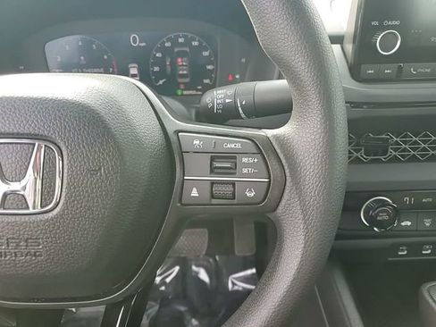 Used 2025 Honda Accord LX image 18