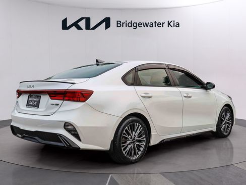Certified 2023 Kia Forte GT-Line w/ GT-Line Technology Package FWD image 6
