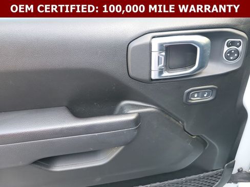 Used 2023 Jeep Gladiator Sport AWD/4WD image 26