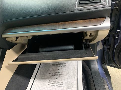 Used 2016 Subaru Outback 2.5i Limited image 29