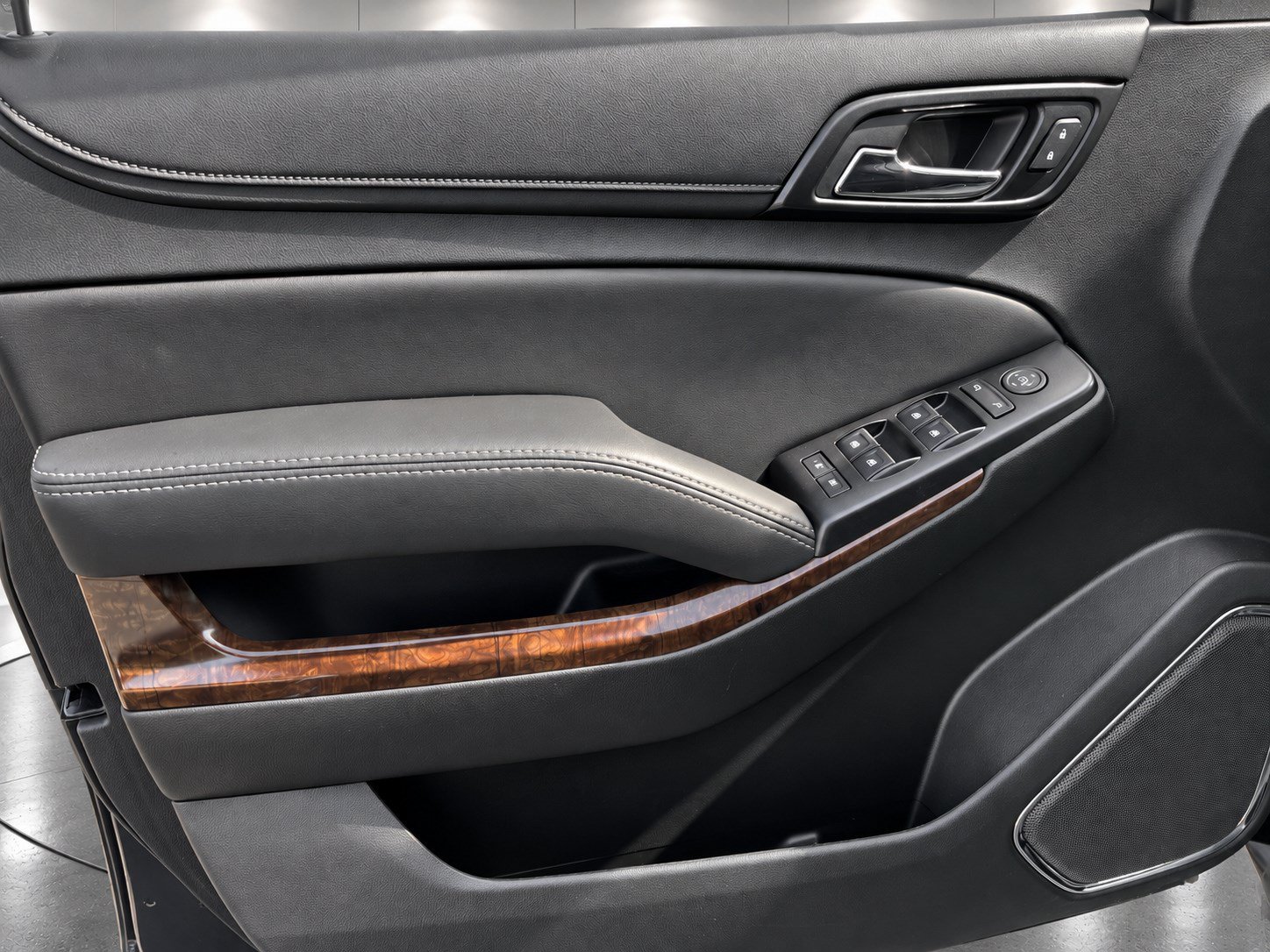 Used 2019 Chevrolet Tahoe LS AWD/4WD image 8