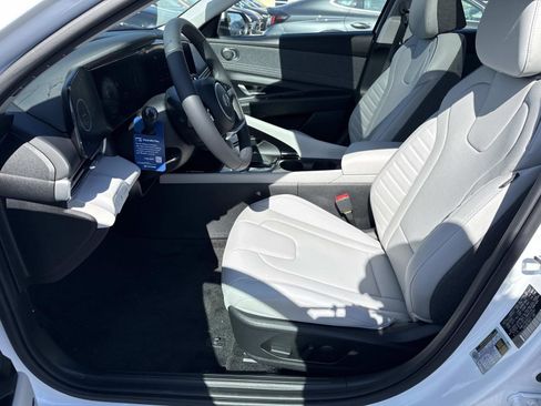 New 2026 Hyundai Elantra Limited w/ Cargo Package FWD image 10