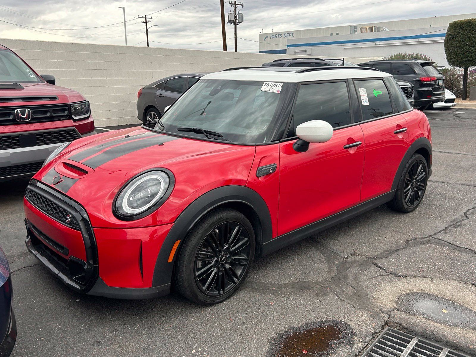 Used 2023 MINI Cooper S FWD image 1