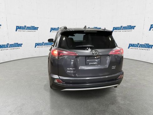 Used 2016 Toyota RAV4 XLE w/ Convenience Package image 9