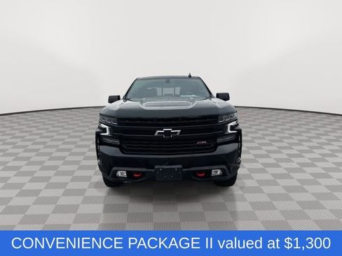 Used 2021 Chevrolet Silverado 1500 LT Trail Boss w/ Convenience Package II image 3