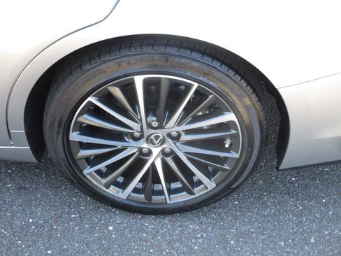 Used 2025 Lexus ES 350 w/ Premium Package FWD image 8