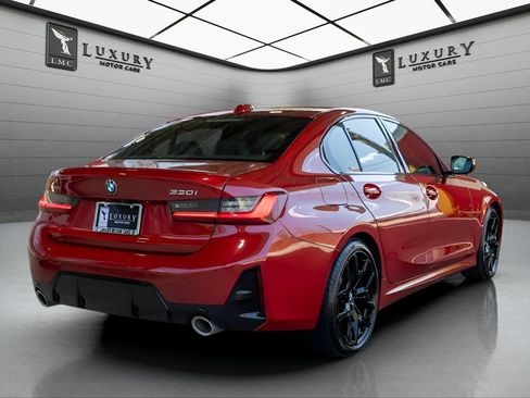 Used 2026 BMW 330i xDrive Sedan w/ M Sport Package AWD/4WD image 8