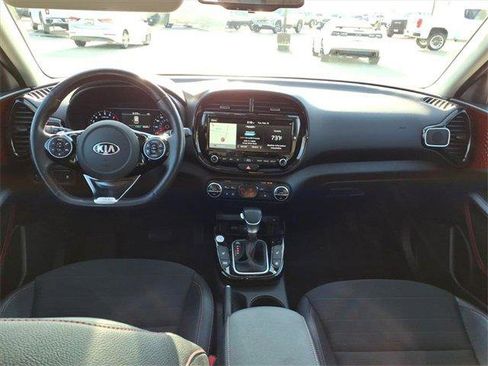 Used 2021 Kia Soul Turbo image 8