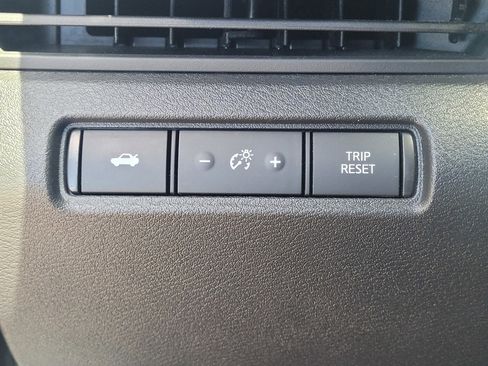 Used 2023 Nissan Altima 2.5 SR image 19