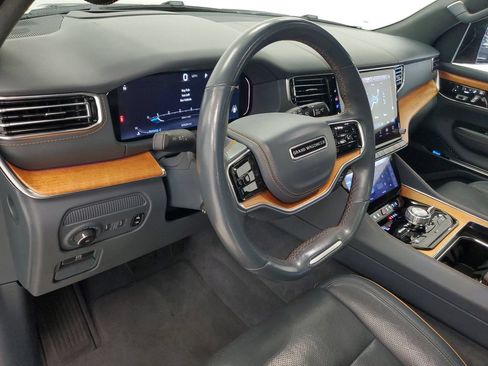 Used 2023 Jeep Grand Wagoneer Series II AWD/4WD image 11