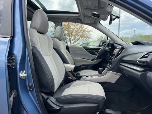 Used 2020 Subaru Forester Premium AWD/4WD image 19