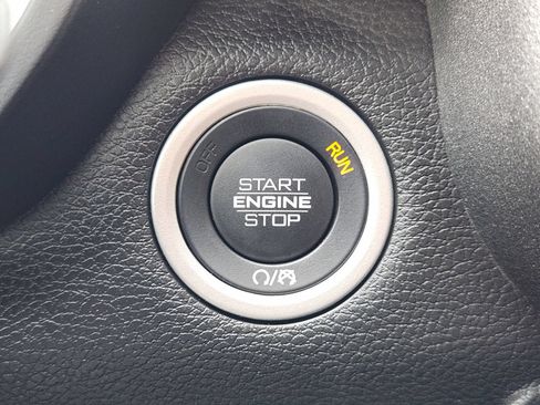 Used 2025 RAM 2500 Tradesman AWD/4WD image 26