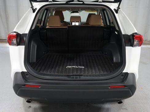 Certified 2025 Toyota RAV4 LE image 32