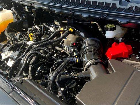 Used 2020 Ford Edge Titanium image 33