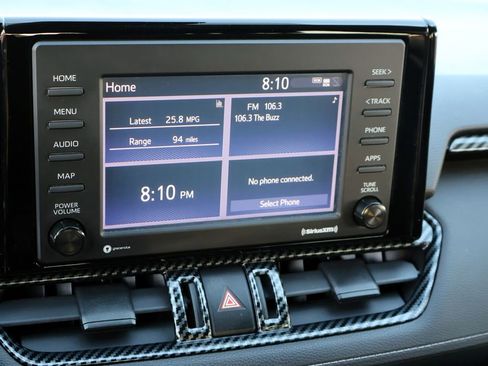 Used 2021 Toyota RAV4 LE FWD image 29