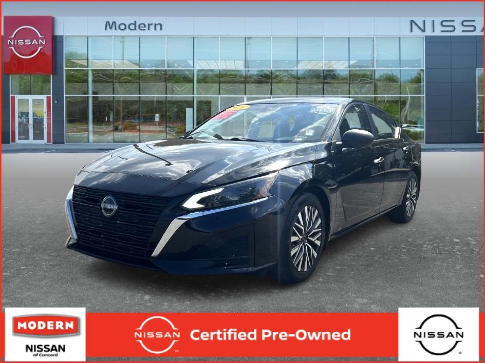 Certified 2024 Nissan Altima 2.5 SV FWD image 1